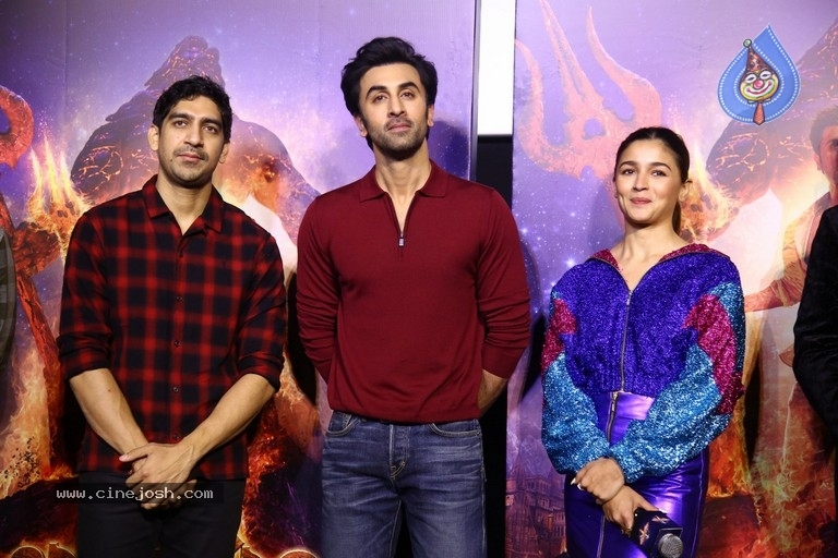 Brahmastra Movie Press Meet - 29 / 33 photos