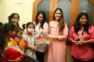 Lavanya Tripathi Birthday Celebration at Government Ladies Hostel - 14 of 21