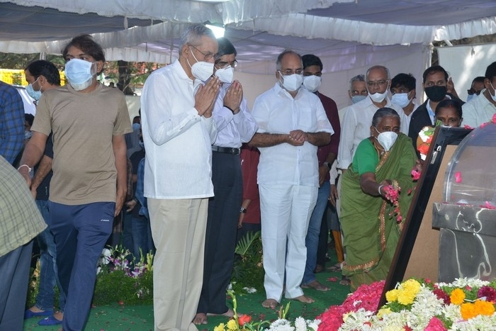 Sirivennela Condolence Photos - 13 / 49 photos