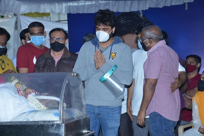 Sirivennela Sitarama Sastry Condolence Photos - 8 / 84 photos