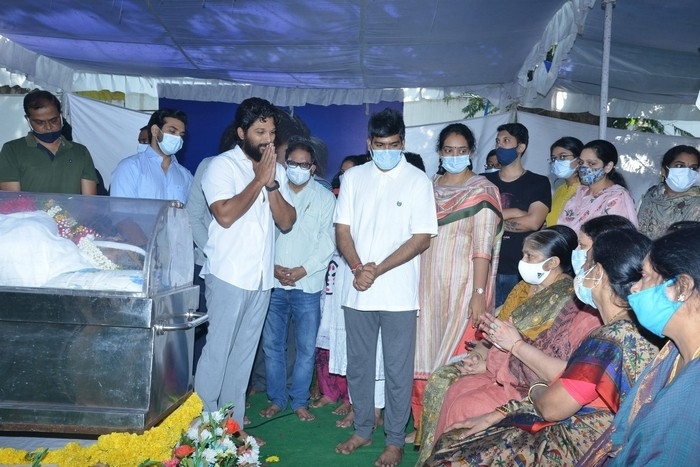 Sirivennela Sitarama Sastry Condolence Photos - 34 / 84 photos