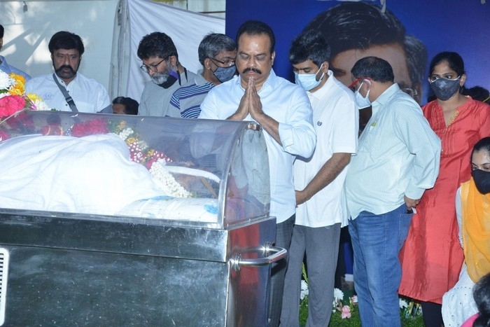 Sirivennela Sitarama Sastry Condolence Photos - 50 / 84 photos