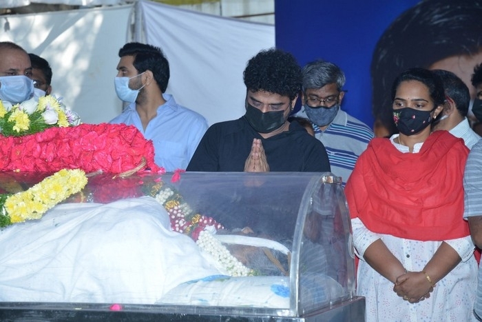 Sirivennela Sitarama Sastry Condolence Photos - 80 / 84 photos