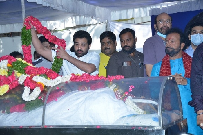 Senior Heroes at Sirivennela Sitarama Sastry Condolences - 2 / 57 photos