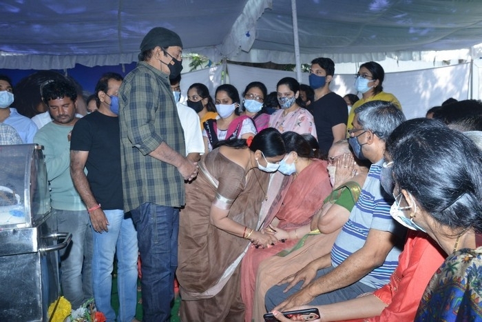 Senior Heroes at Sirivennela Sitarama Sastry Condolences - 5 / 57 photos