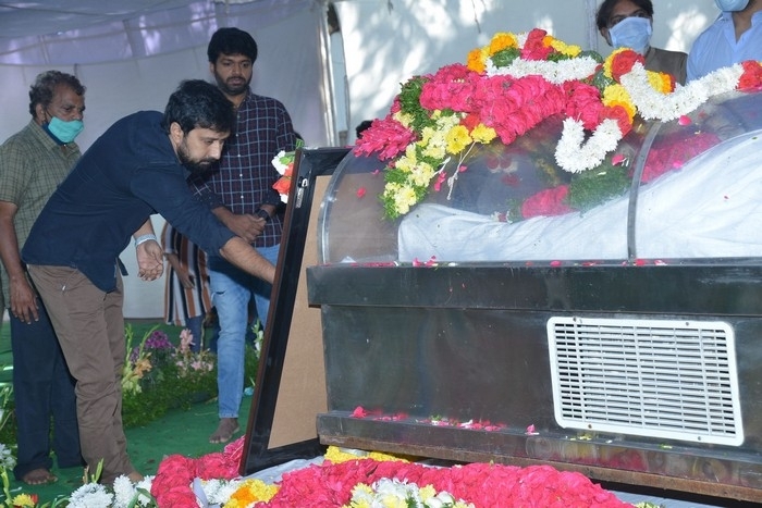 Senior Heroes at Sirivennela Sitarama Sastry Condolences - 49 / 57 photos