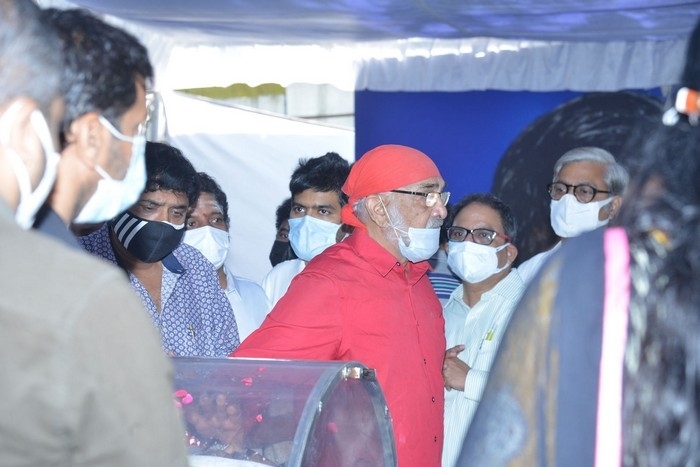 Senior Heroes at Sirivennela Sitarama Sastry Condolences - 52 / 57 photos