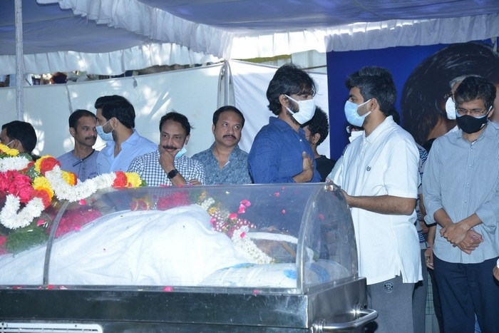 Senior Heroes at Sirivennela Sitarama Sastry Condolences - 56 / 57 photos
