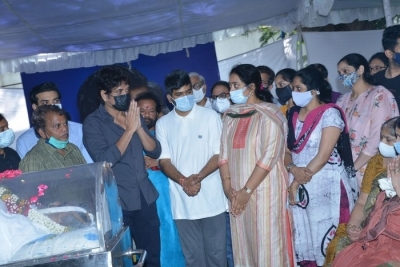 Senior Heroes at Sirivennela Sitarama Sastry Condolences - 34 of 57