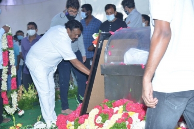 Senior Heroes at Sirivennela Sitarama Sastry Condolences - 41 of 57
