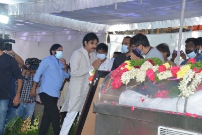 Senior Heroes at Sirivennela Sitarama Sastry Condolences - 44 of 57
