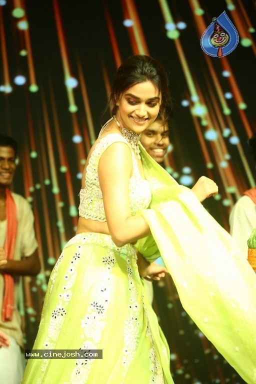 Good Luck Sakhi Pre Release Event - 10 / 54 photos