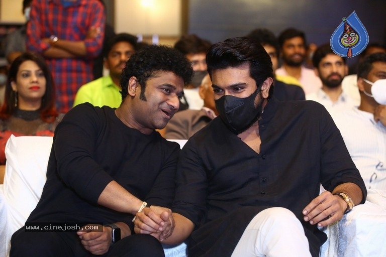 Good Luck Sakhi Pre Release Event - 12 / 54 photos