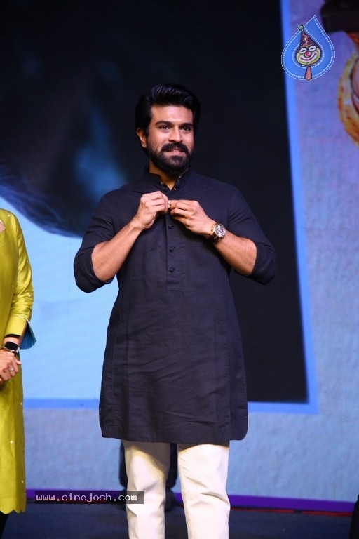 Good Luck Sakhi Pre Release Event - 26 / 54 photos