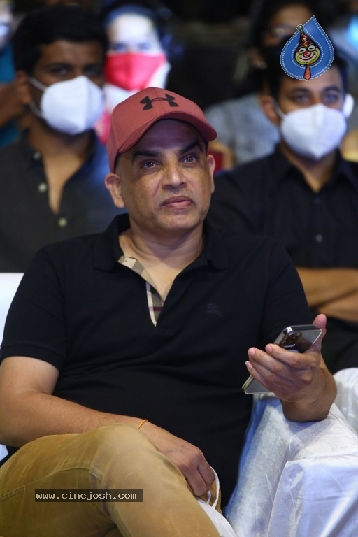 Good Luck Sakhi Pre Release Event - 28 / 54 photos