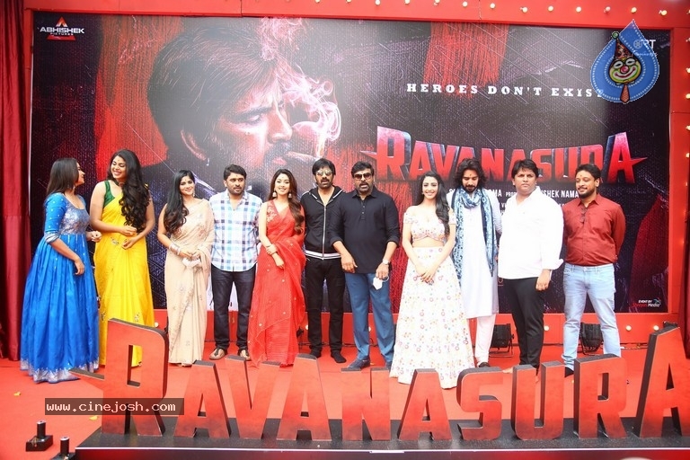 Ravanasura Movie Opening - 26 / 59 photos