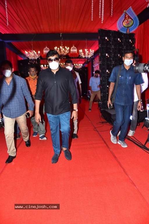 Ravanasura Movie Opening - 33 / 59 photos