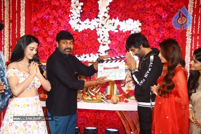 Ravanasura Movie Opening - 41 / 59 photos