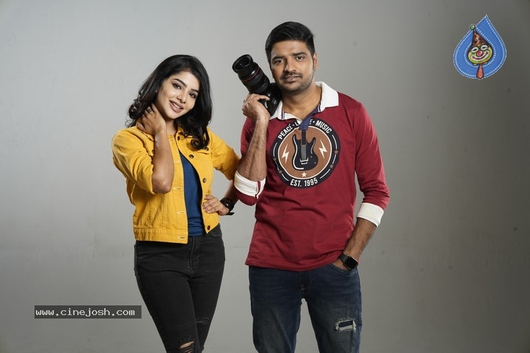 Naai Sekar Movie Stills - 7 / 20 photos