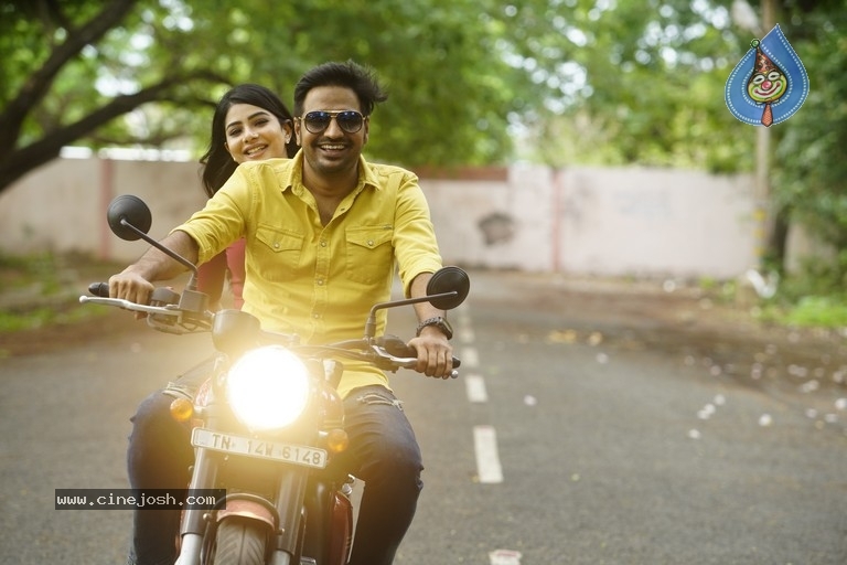 Naai Sekar Movie Stills - 13 / 20 photos