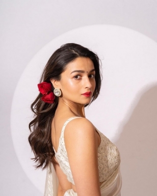 Alia Bhatt Photos - 1 of 4