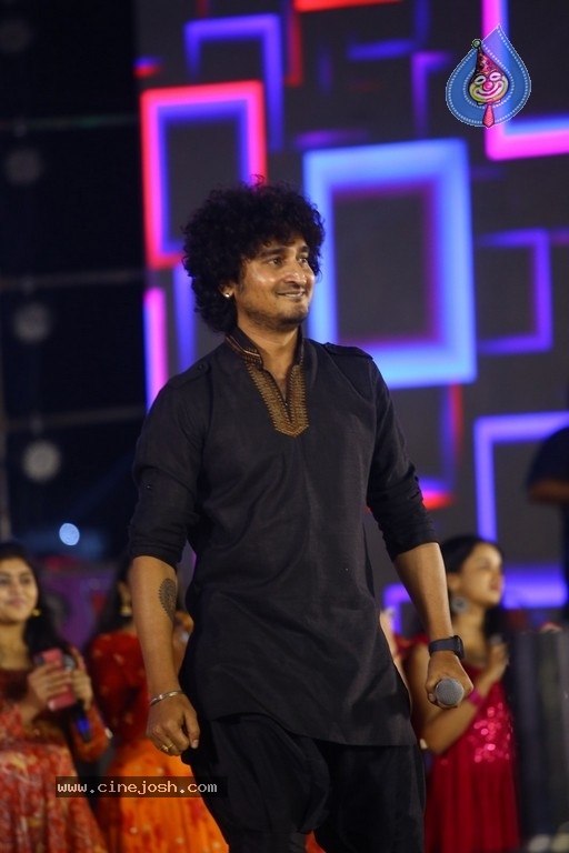 Bheemla Nayak Pre Release Event Last Set - 10 / 81 photos