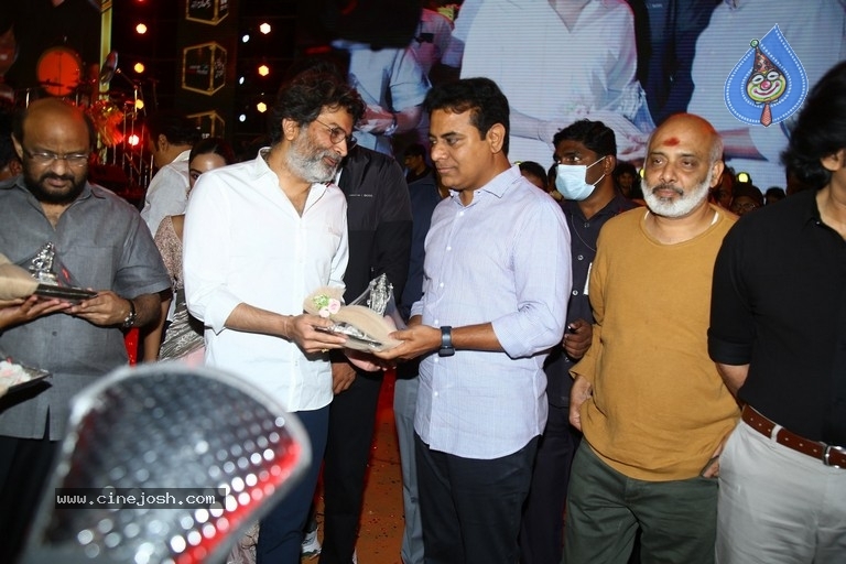 Bheemla Nayak Pre Release Event Last Set - 51 / 81 photos