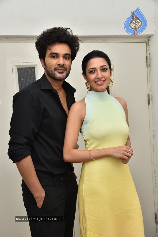 DJ Tillu Movie Trailer Launch - 3 / 21 photos