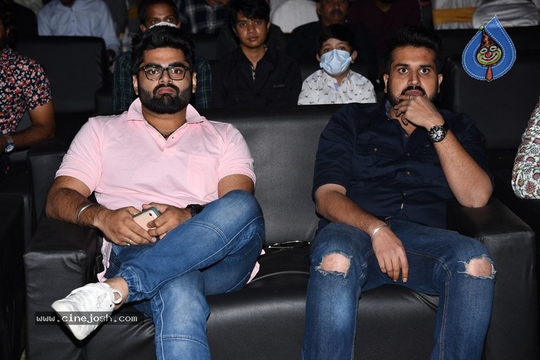 DJ Tillu Pre Release Event - 20 / 29 photos