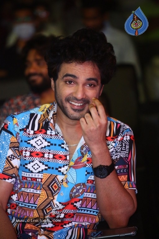 DJ Tillu Pre Release Event - 26 / 29 photos