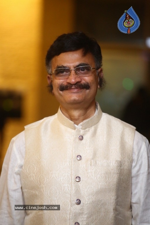 Khiladi Movie Pre Release Event - 49 / 55 photos