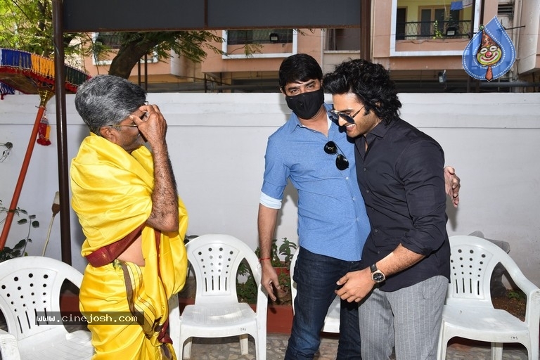 Sudheer Babu New Movie Launch - 14 / 39 photos