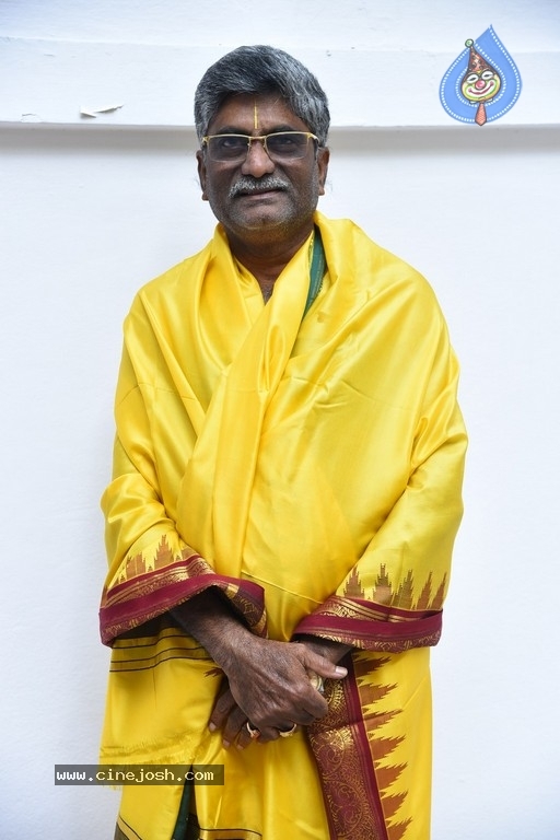 Sudheer Babu New Movie Launch - 15 / 39 photos