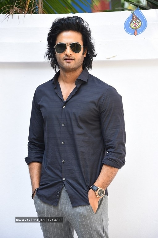 Sudheer Babu New Movie Launch - 32 / 39 photos