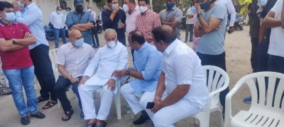 AP Minister Goutham Reddy Condolences Photos - 15 of 16