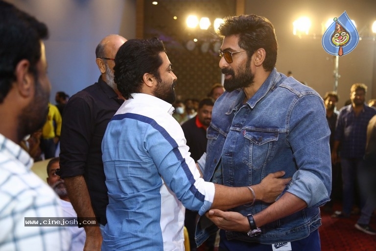 ET Pre Release Event - 35 / 51 photos