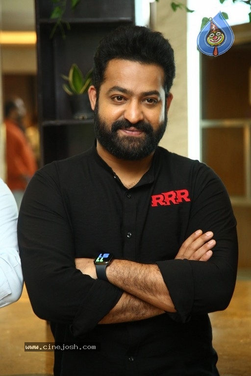 RRR Press Meet - 22 / 42 photos