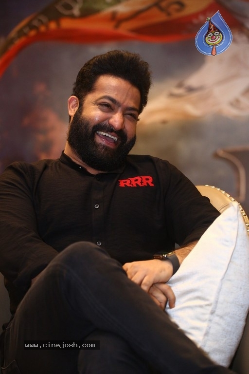 RRR Press Meet - 32 / 42 photos