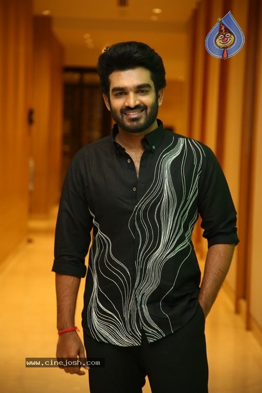 Sebastian PC524 Pre Release Event - 6 / 42 photos