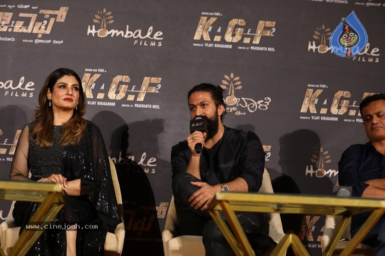KGF Chapter 2 Trailer Launch - 20 / 39 photos