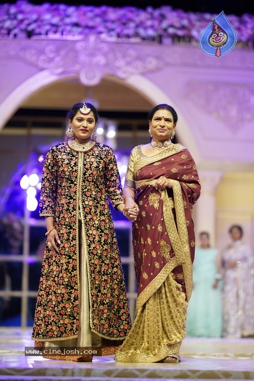 MYRA Fashion Walk - 26 / 35 photos