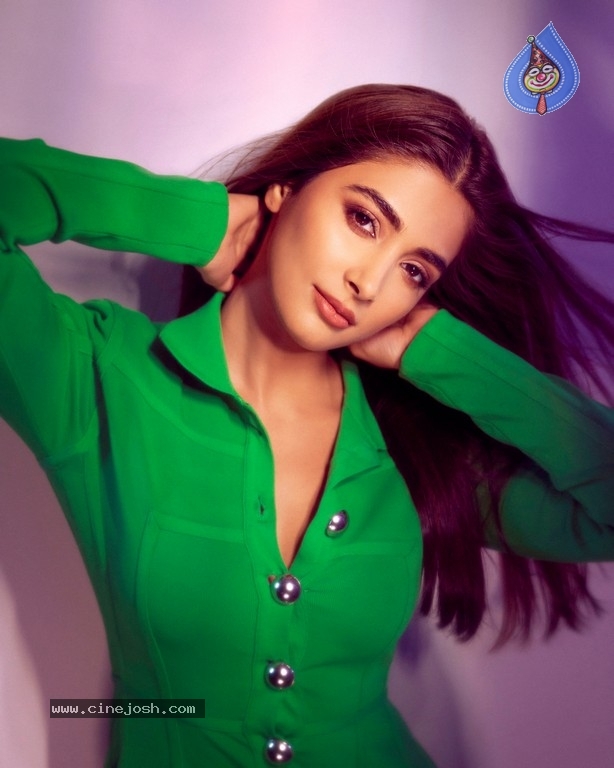 Pooja Hegde Photo Shoot Photos - 37 / 38 photos