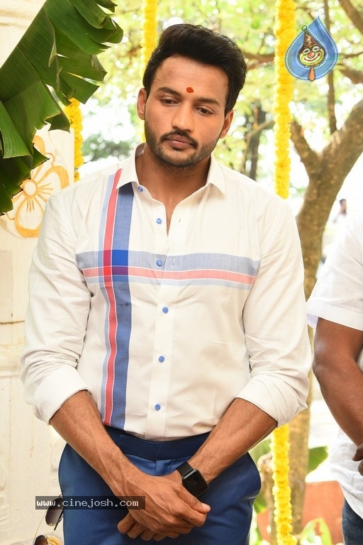 Chetan Raj Films Production No 1 Opening - 7 / 21 photos