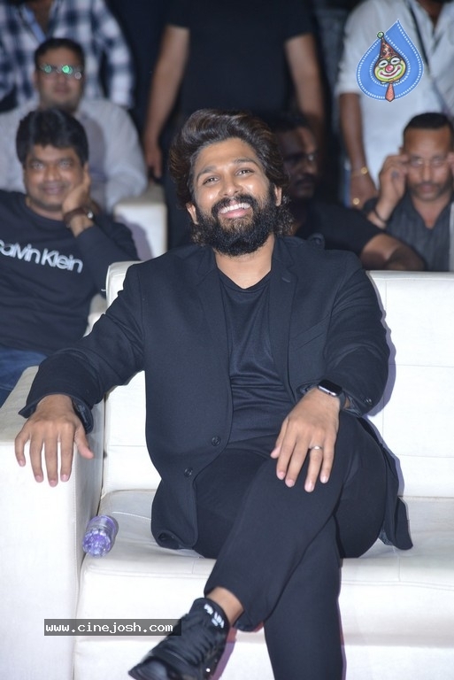 Ghani Pre Release Event 01 - 44 / 53 photos