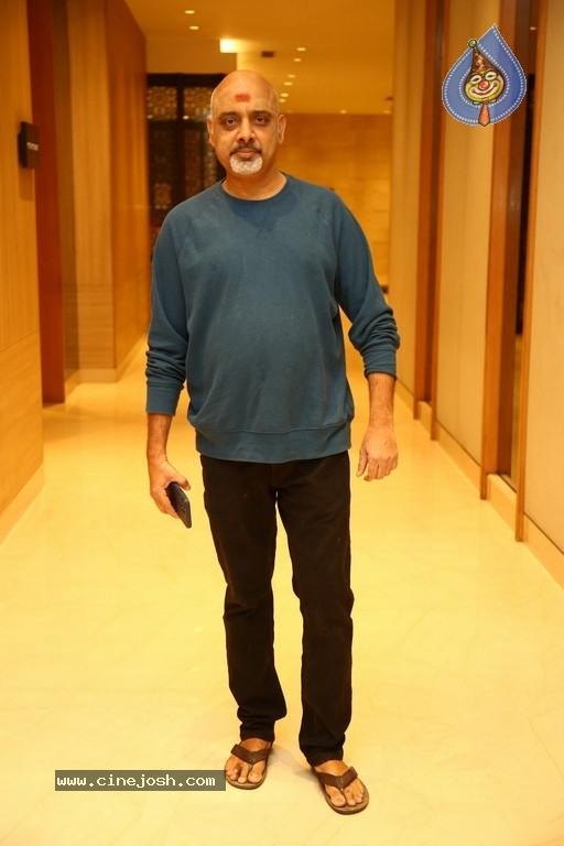 KGF 2 Telugu Press Meet - 11 / 42 photos