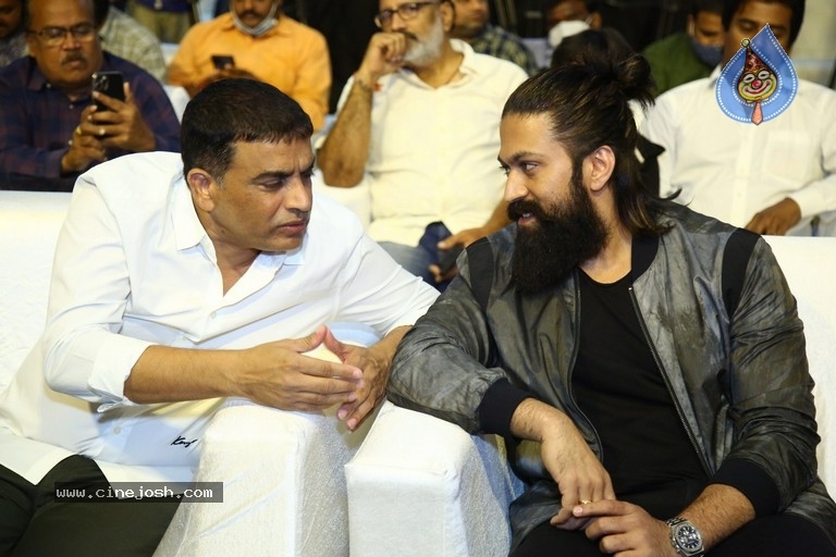 KGF 2 Telugu Press Meet - 22 / 42 photos