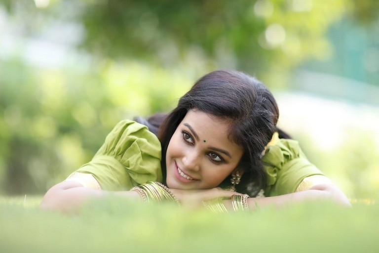 Chandini Tamilarasan Stills - 4 / 4 photos