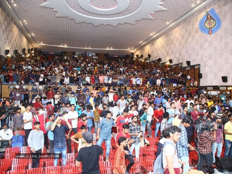 Sarkaru Vaari Paata Trailer Launch - 16 / 21 photos