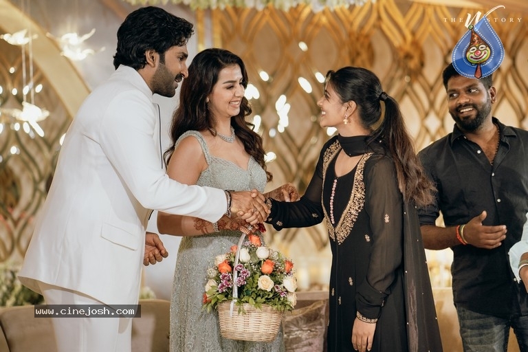 Aadhi Pinnisetty - Nikki Galrani Wedding Reception - 21 / 38 photos