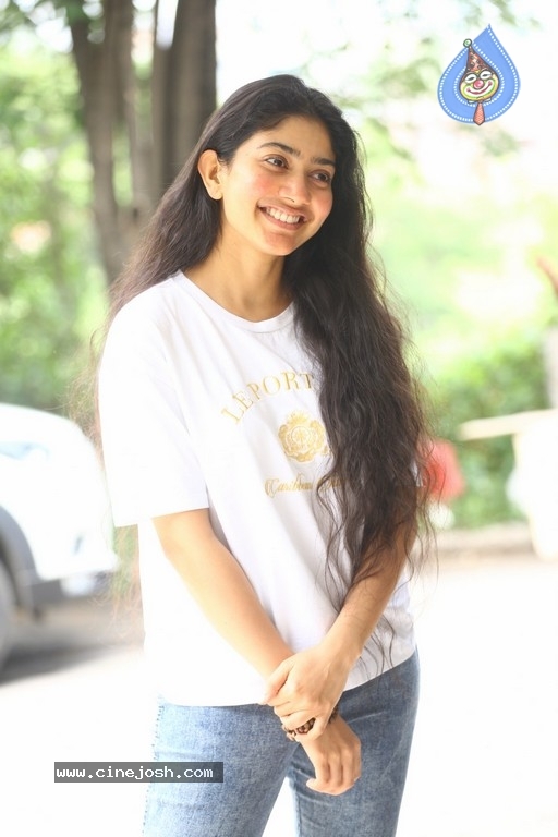 Sai Pallavi Interview Photos - 2 / 21 photos